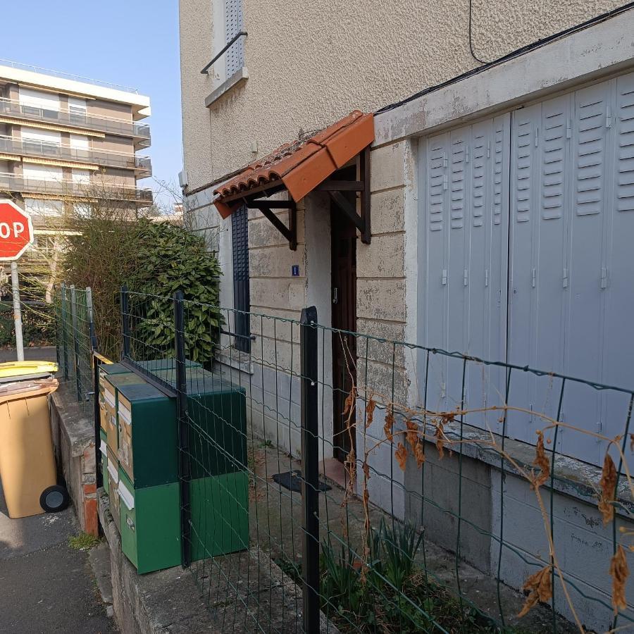 Sous Les Toits Arverne Chamalieres Bagian luar foto